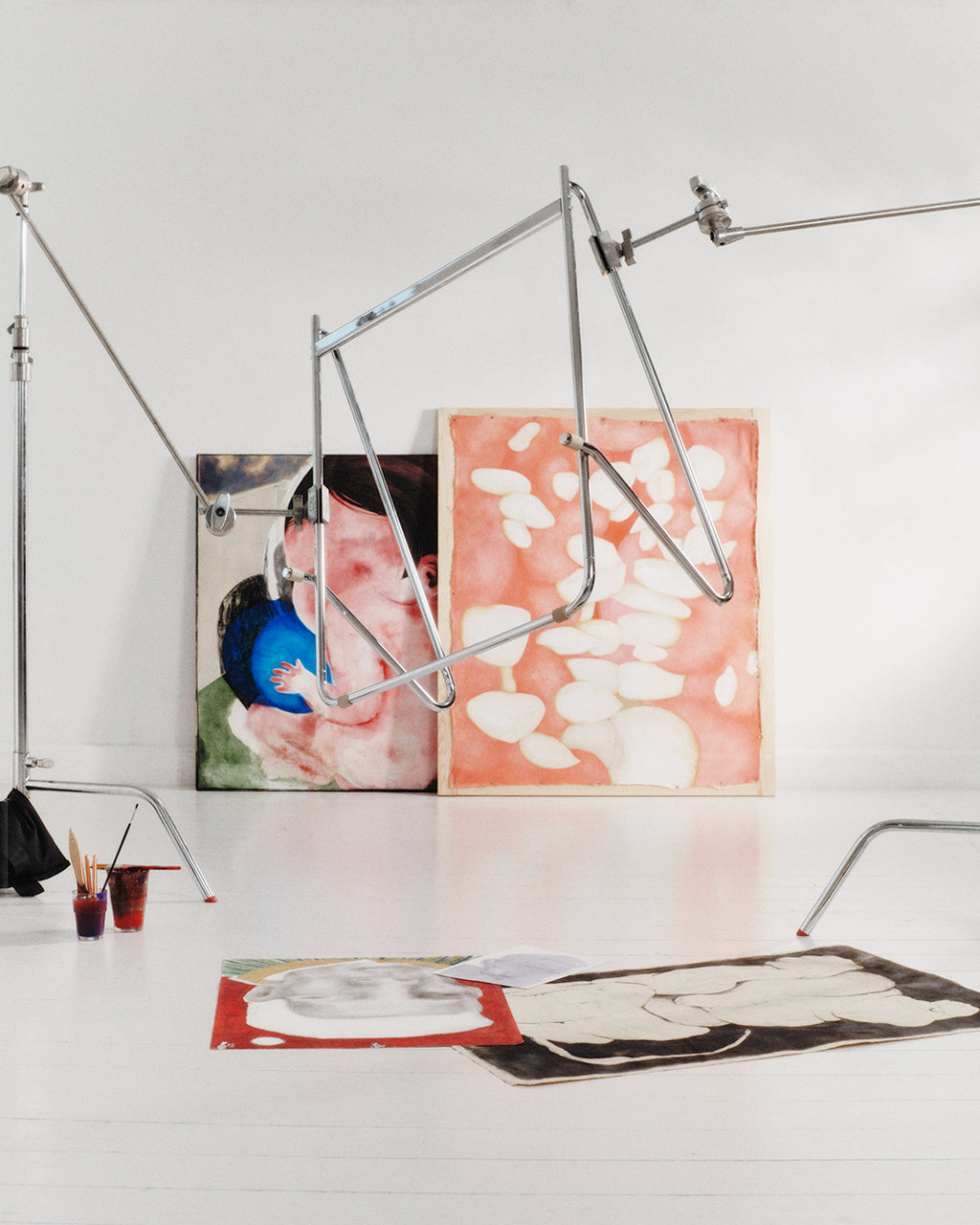 Pedestal Bloom Stands Low 020 Chrome