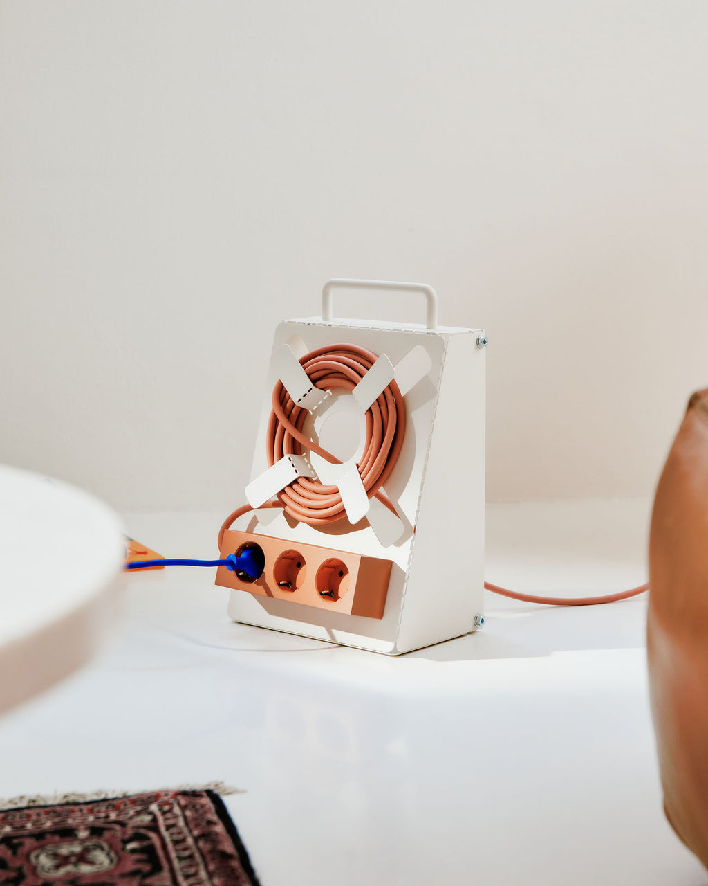 Pedestal Cable Stand Power Accessories 001 Charcoal