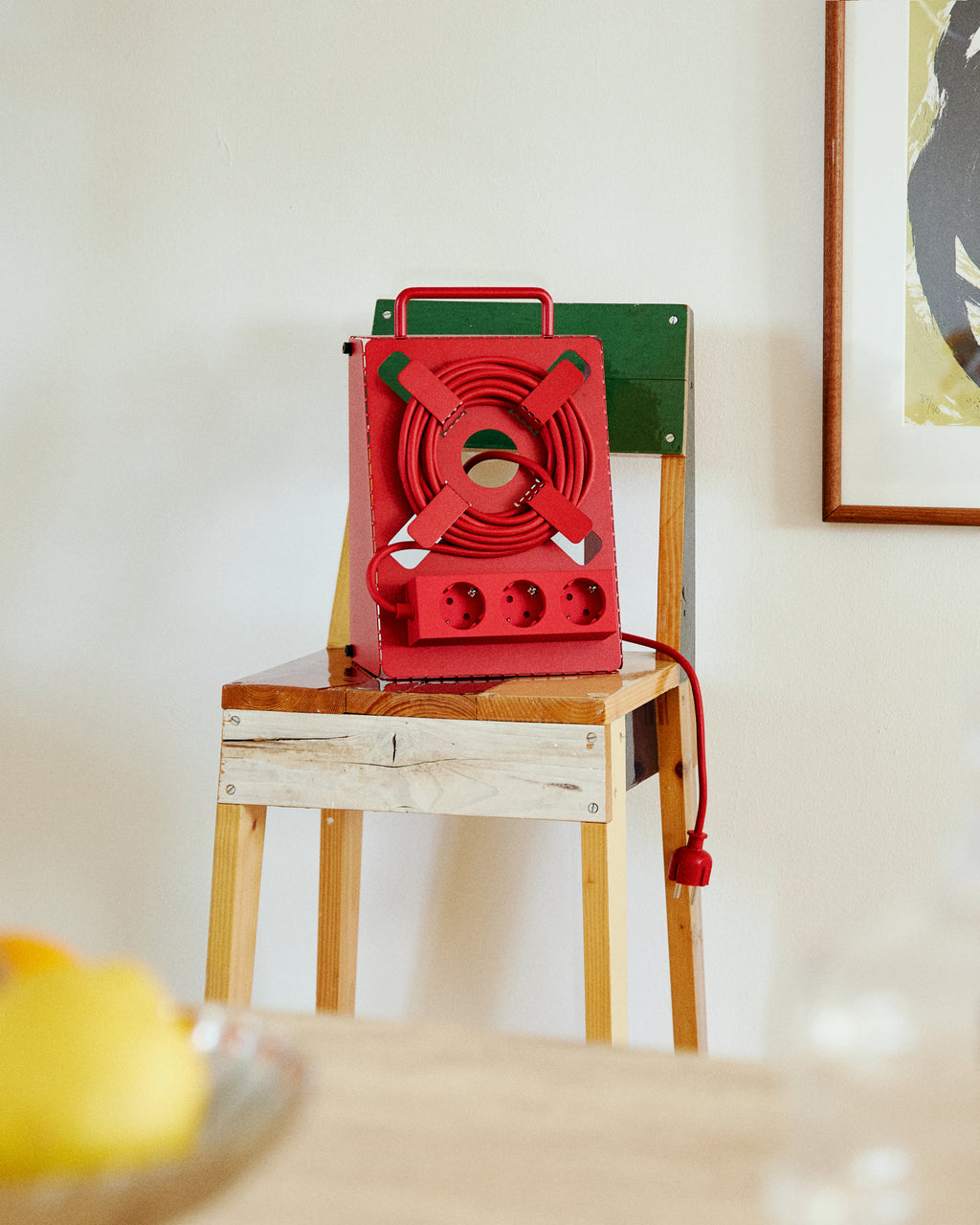 Pedestal Cable Stand Power Accessories 016 Fire Red