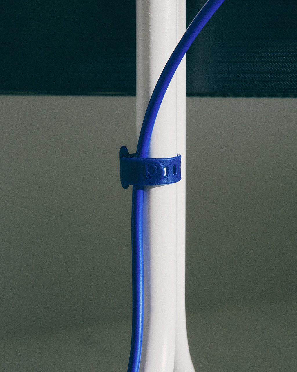 Pedestal Cable Tie Cable Managers 006 Ultra Marine