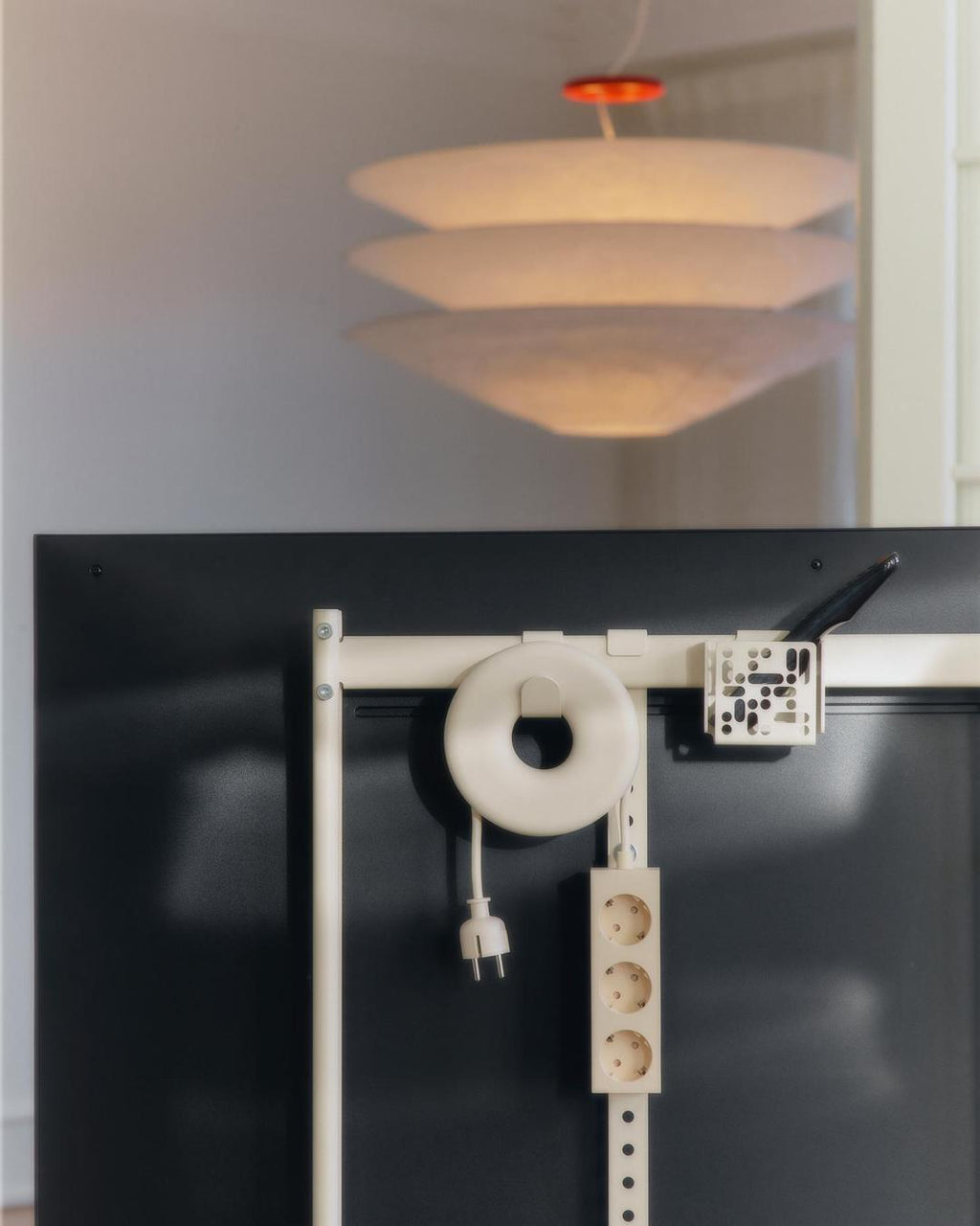 Pedestal Hook Mount Mounts 007 Pearl