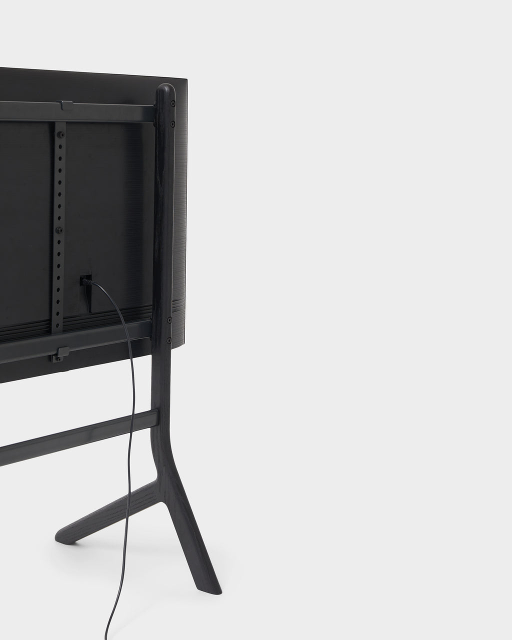 Pedestal Hopper TV Stands 011 Black Oak