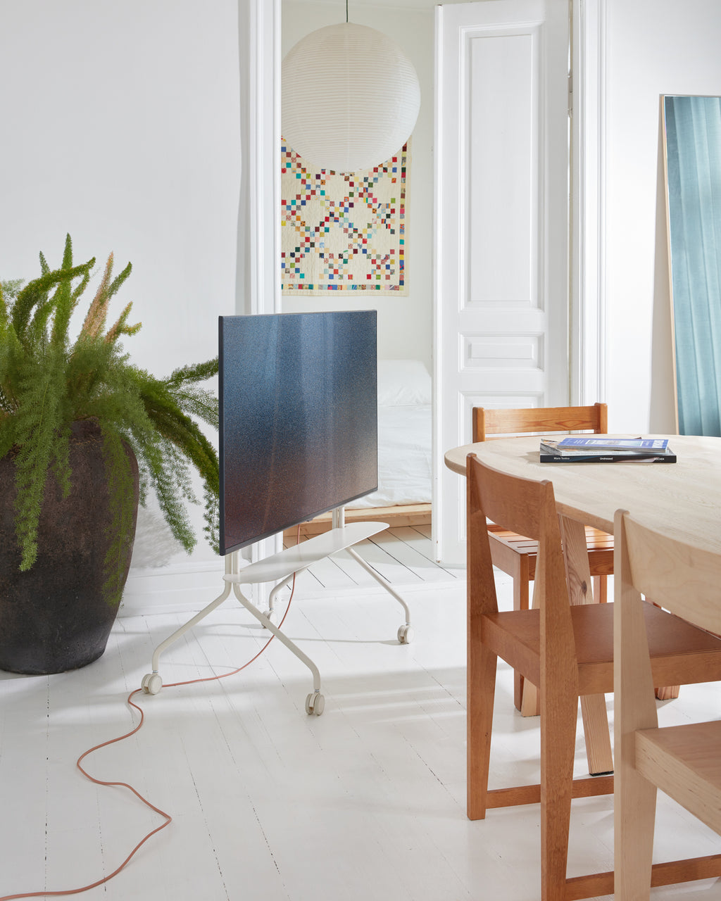 Pedestal Moon Rollin' Stands W/ Wheels 007 Pearl