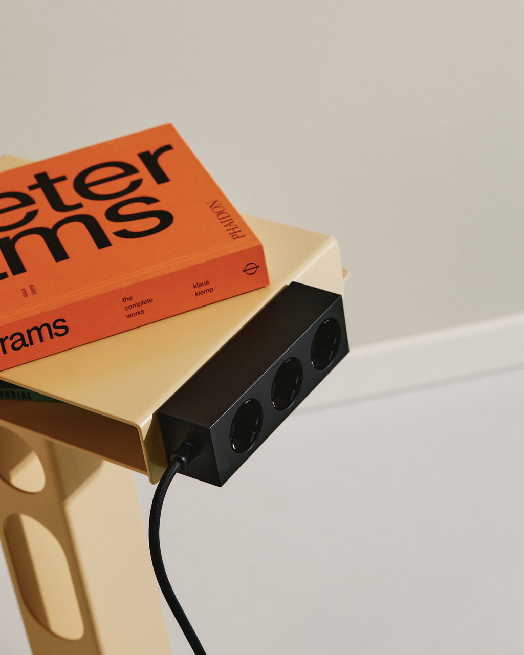 Pedestal Power Bar 2 meters Power Bar 001 Charcoal