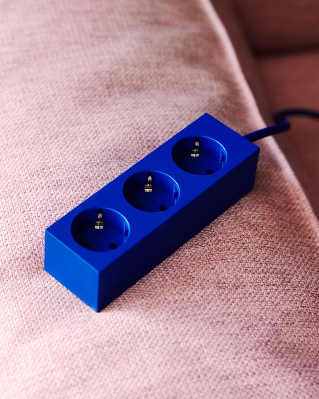 Pedestal Power Bar 2 meters Power Bar 006 Ultra Marine