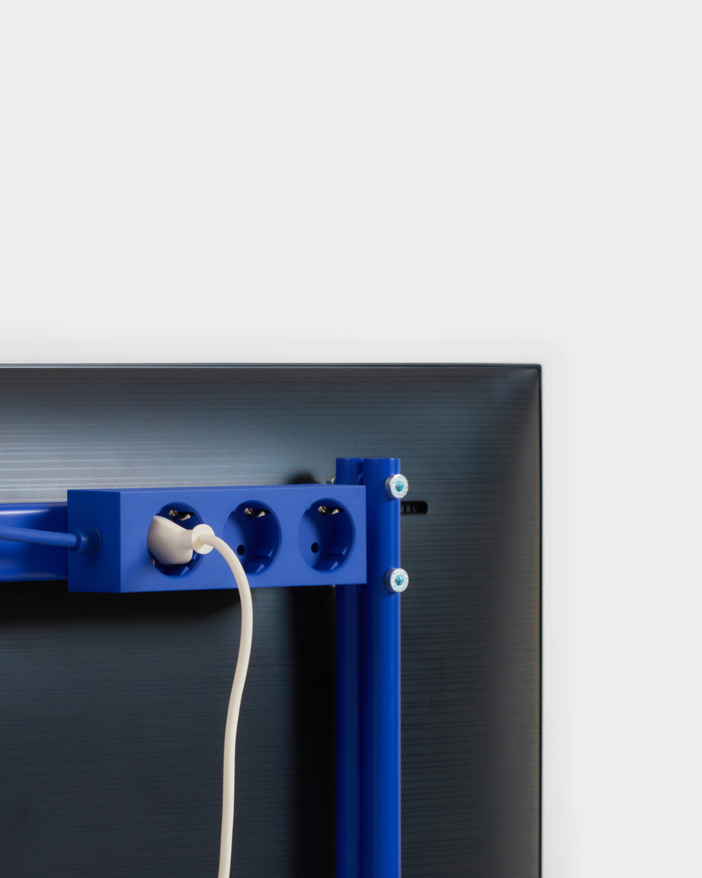 Pedestal Power Bar 2 meters Power Bar 006 Ultra Marine