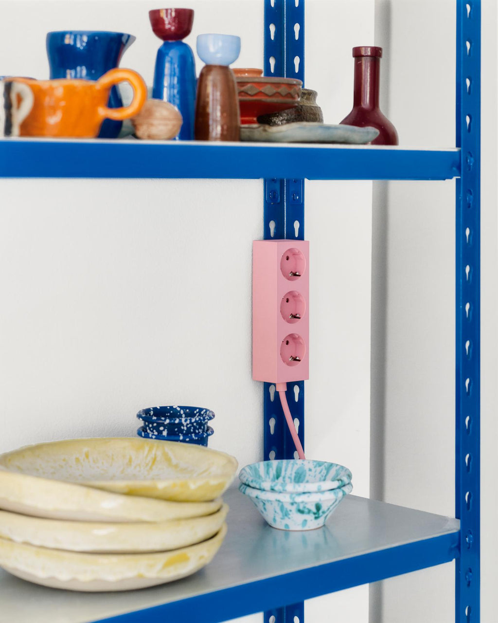 Pedestal Power Bar 5 meters Power Bar 015 Bubble Gum