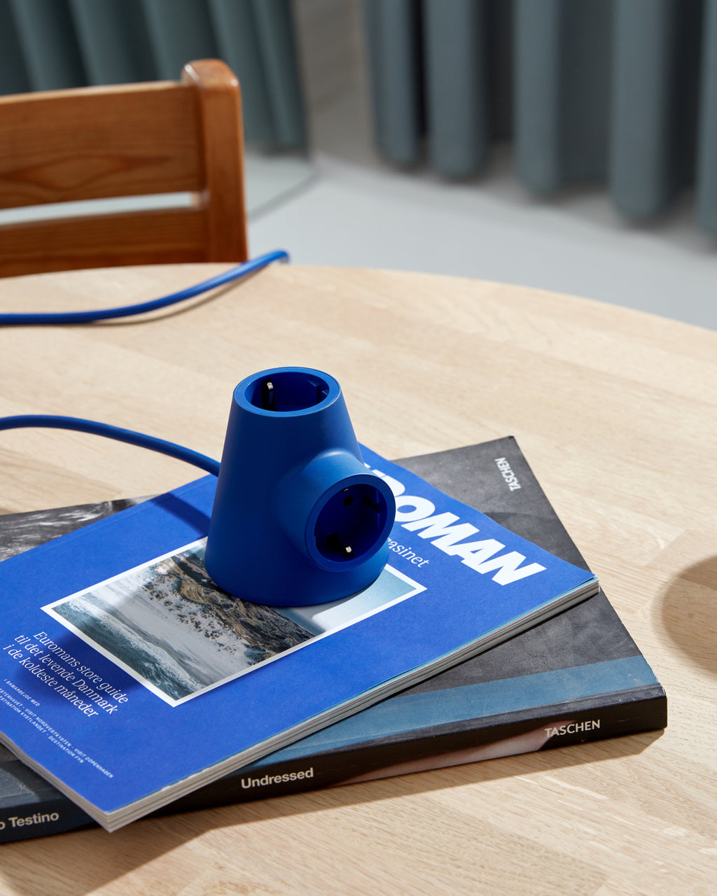 Pedestal Power Base Power Base 006 Ultra Marine