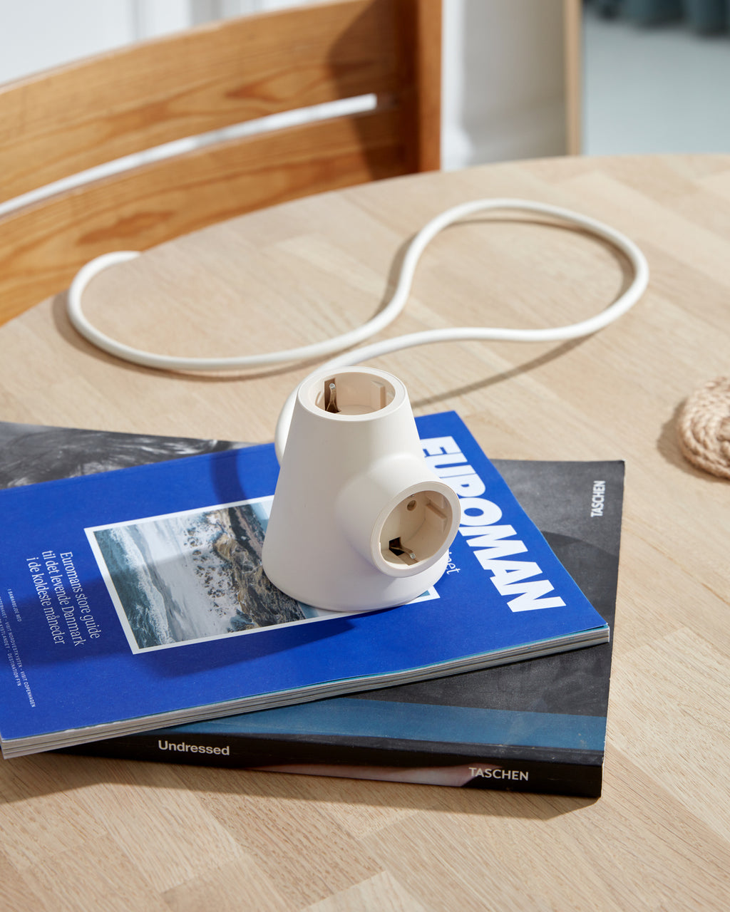 Pedestal Power Base Power Base 007 Pearl