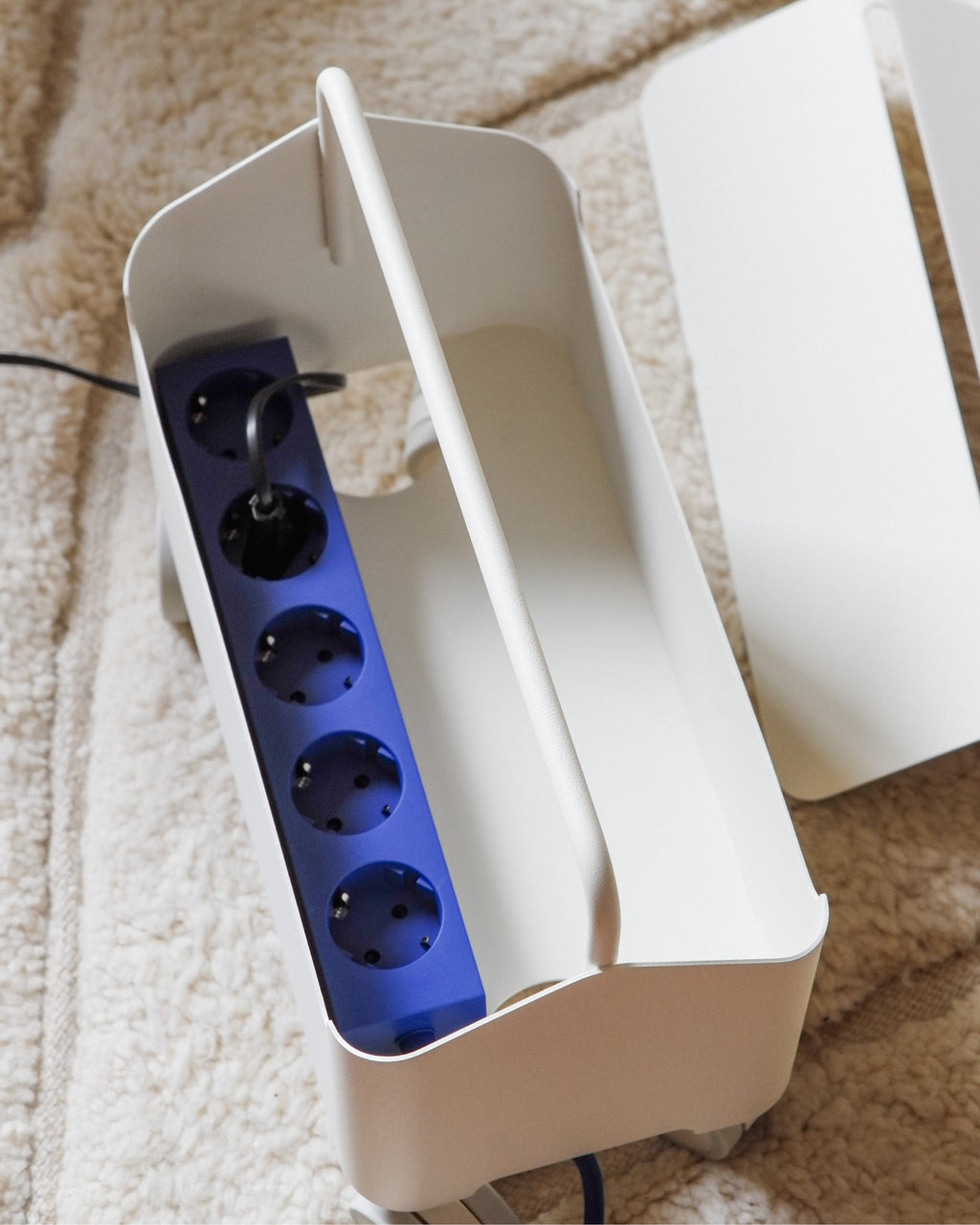 Pedestal Power Beam 5 meters Power Beam 006 Ultra Marine