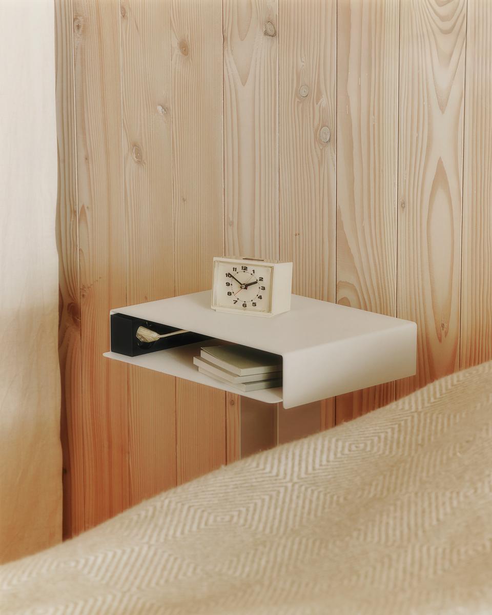 Pedestal Sidekick Table Power Accessories 007 Pearl