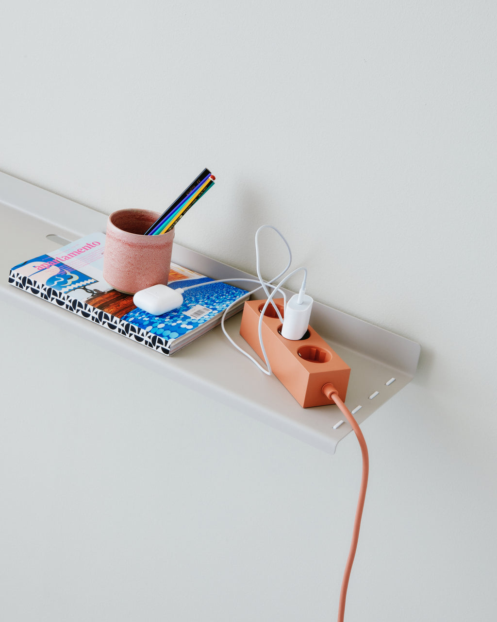 Pedestal Soundbar Shelf 100 Shelves 001/001 Charcoal Charcoal